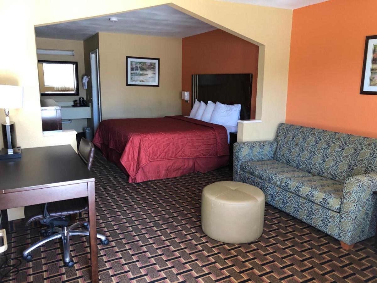 La Grange Executive Inn And Suites 외부 사진
