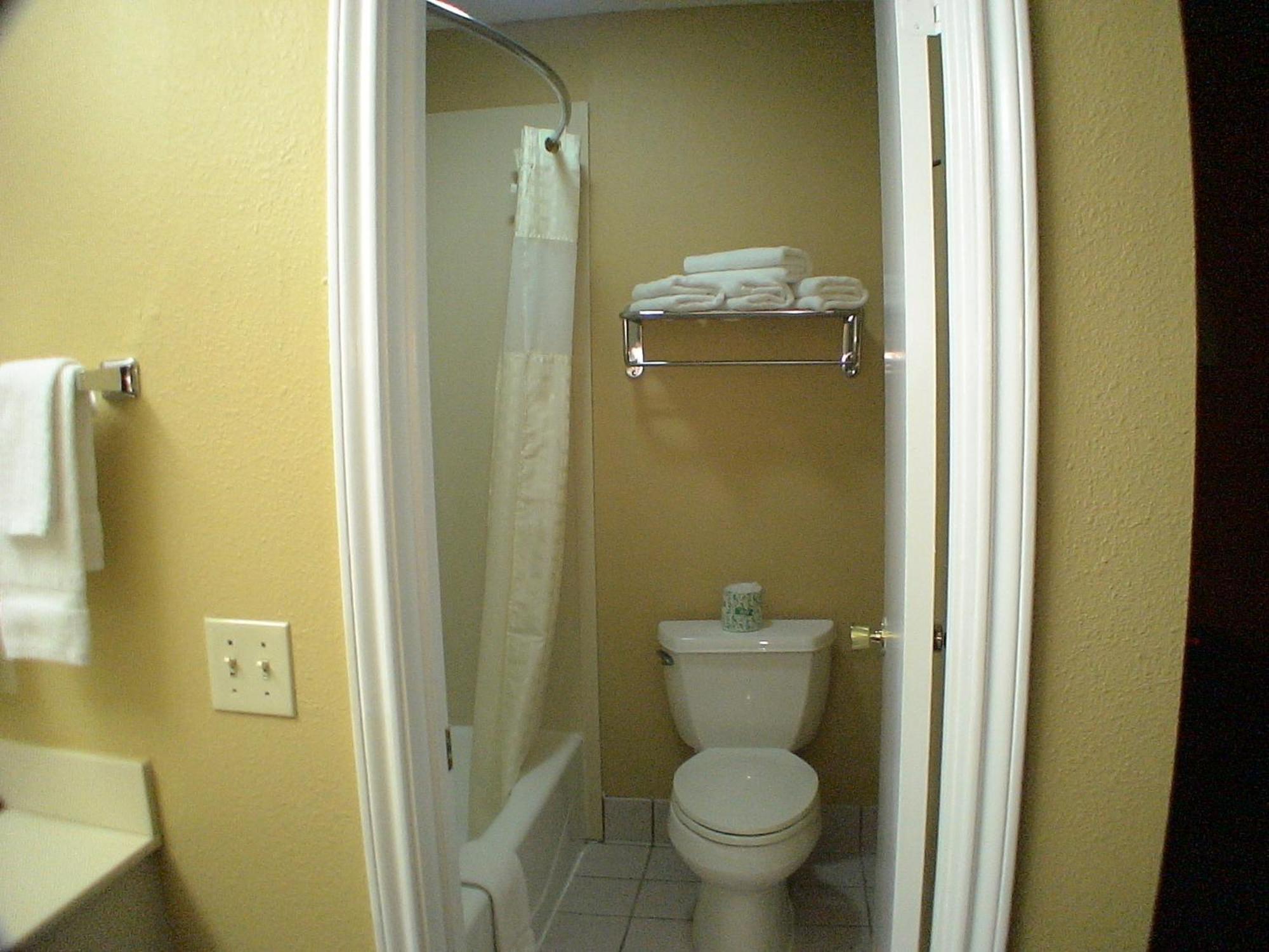 La Grange Executive Inn And Suites 외부 사진